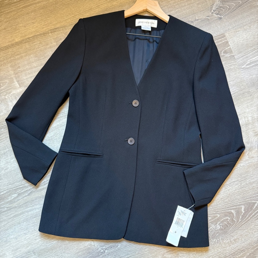 Jones New York Women's Black Blazer-Size 8/NWT